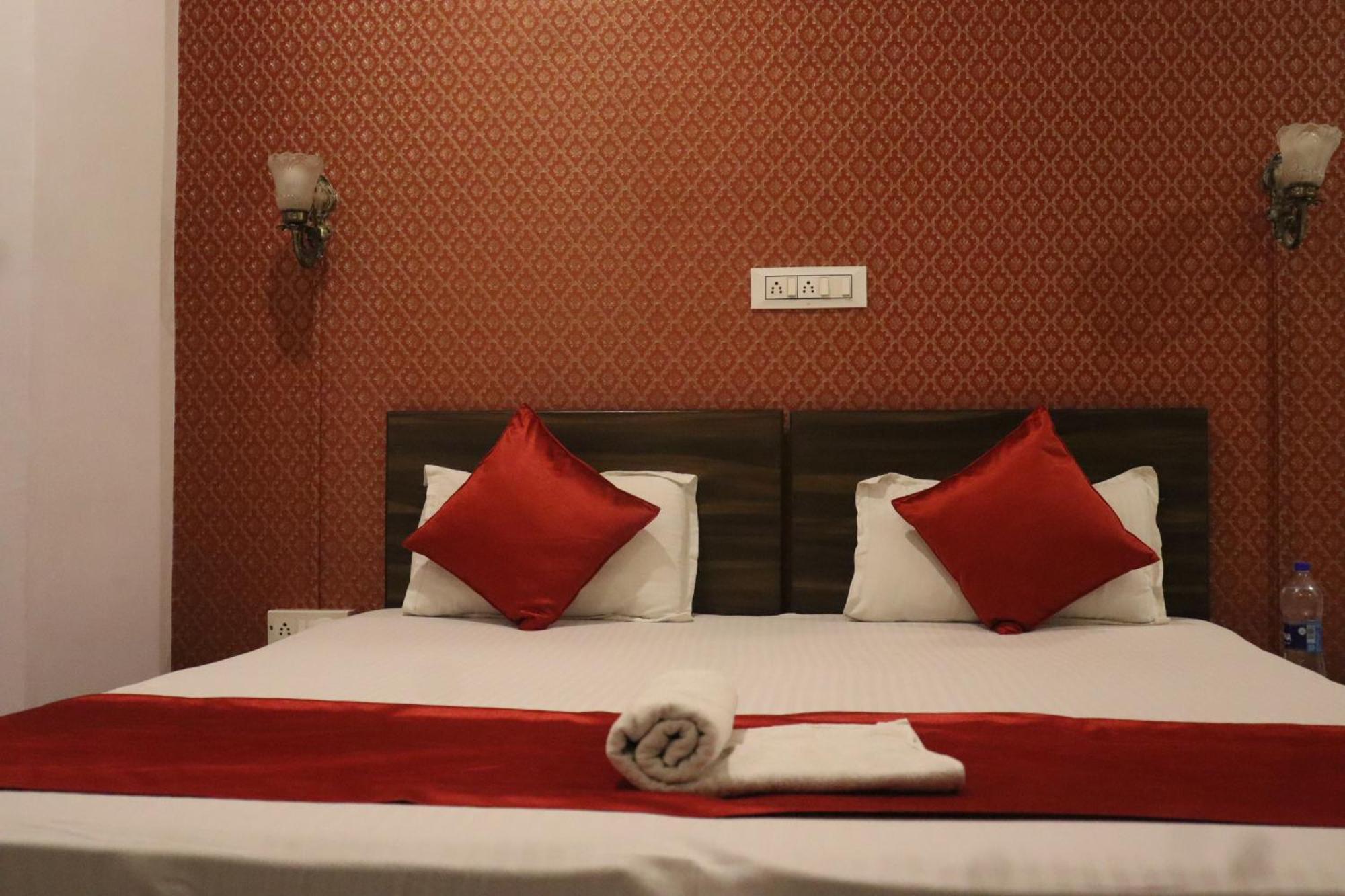 Hotel Shiv Palace Udaipur Quarto foto